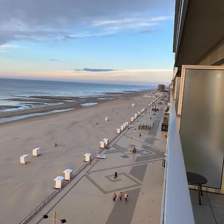 Апартаменты Romanza Zeezicht